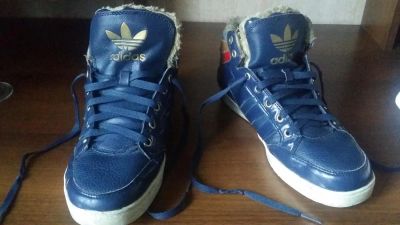 Лот: 8204624. Фото: 1. зимние кеды Adidas! кроссовки... Кеды, кроссовки, слипоны