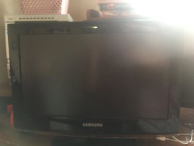 Лот: 15456834. Фото: 1. Samsung телевизор LE19B450C4W. Телевизоры