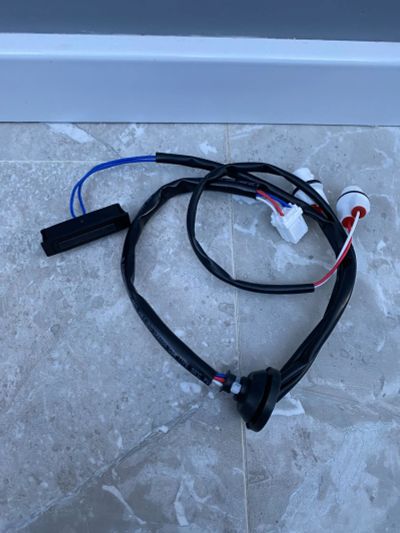 Лот: 20045145. Фото: 1. Кнопка багажника nissan x-trail... Кузов