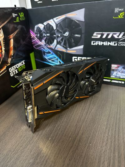 Лот: 23426132. Фото: 1. Игровая видеокарта Gigabyte RX... Видеокарты