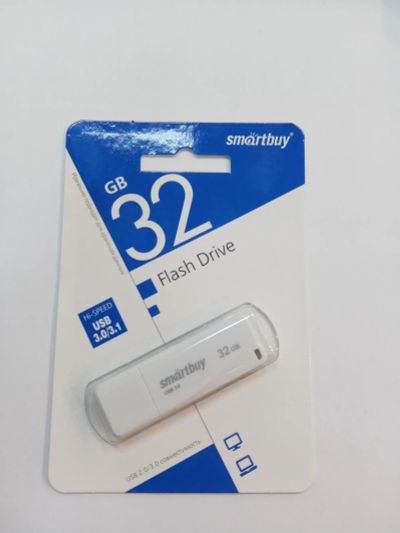 Лот: 17697604. Фото: 1. Флешка USB 3.0 32GB SmartBuy LM05... USB-флеш карты