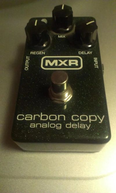 Лот: 7004564. Фото: 1. MXR carbon copy delay. Гитарные эффекты и комбоусилители