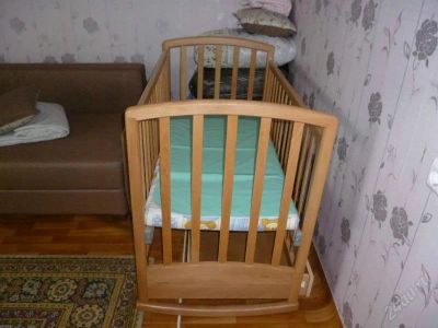 Лот: 2928591. Фото: 1. Детская кроватка. Детские кровати и кроватки