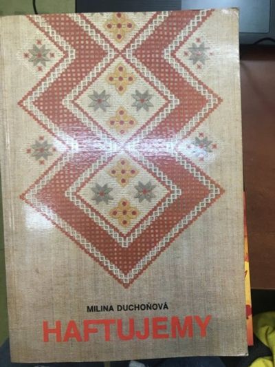 Лот: 18014742. Фото: 1. "Нaftujemy" Милина Дучонова. Книга... Рукоделие, ремесла