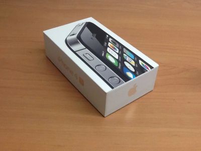 Лот: 6840744. Фото: 1. iPhone 4s 8gb. Смартфоны