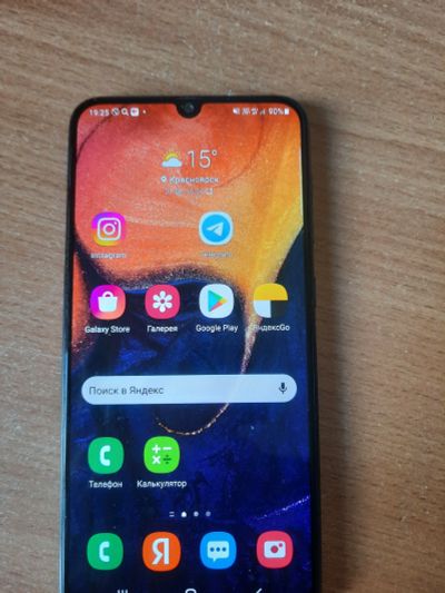 Лот: 19134229. Фото: 1. Samsung a50 повторно.... Смартфоны