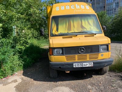 Лот: 23514415. Фото: 1. Грузовик Mercedes 308D! АКПП... Грузовики, автобусы, спецтехника