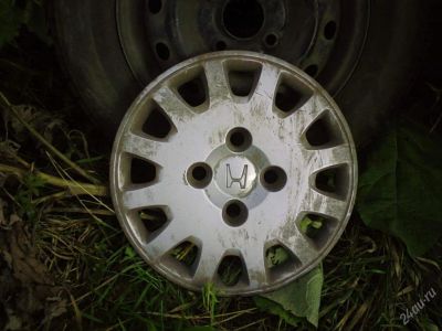 Лот: 121876. Фото: 1. колпаки на аккорд, торнео стандартные. Шины