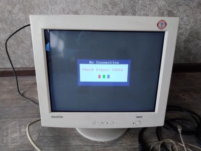 Лот: 12633809. Фото: 1. ЭЛТ - монитор Samtron 17" (Сделано... ЭЛТ-мониторы