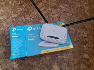 Лот: 20412641. Фото: 1. Wi-Fi роутер TP-Link TL-WR841N. Маршрутизаторы (роутеры)