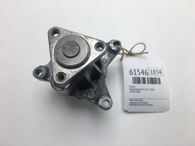 Лот: 20401349. Фото: 1. Помпа Mazda Mazda6 2006 LF9415100A... Двигатель и элементы двигателя