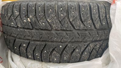 Лот: 12313863. Фото: 1. Bridgestone Ice Cruiser 7000 205... Шины