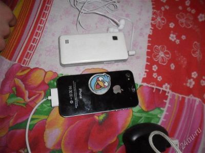 Лот: 2850923. Фото: 1. IPHONE 4s и Samsung 5260. Кнопочные мобильные телефоны