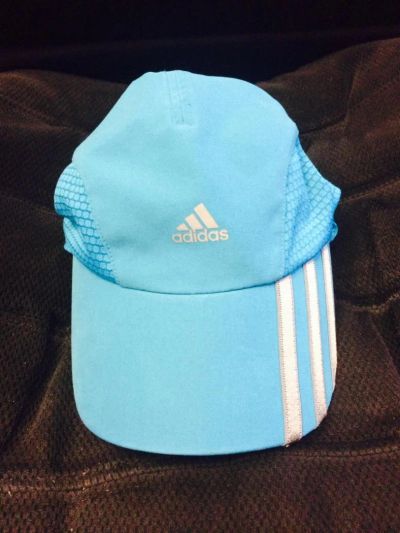 Лот: 4338660. Фото: 1. Кепка Adidas. Головные уборы