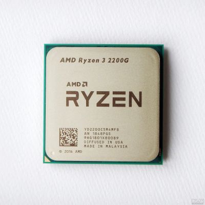 Лот: 16262451. Фото: 1. Ryzen 3 2200g box. Процессоры