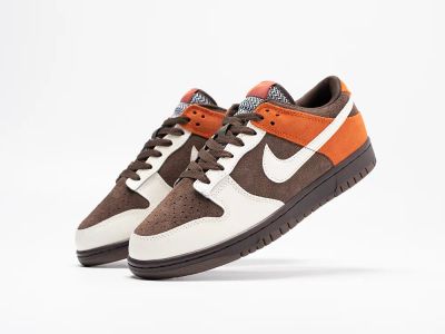 Лот: 24975319. Фото: 1. Кроссовки Nike SB Dunk Low. Кеды, кроссовки, слипоны