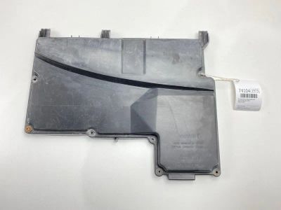 Лот: 21112039. Фото: 1. Крышка блока предохранителей Audi... Кузов
