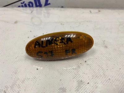 Лот: 21714289. Фото: 1. повторитель поворота Nissan Almera... Двигатель и элементы двигателя