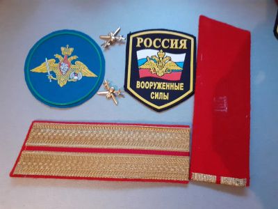 Лот: 25768392. Фото: 1. погоны+петлицы+шевроны младшего... Нашивки, шевроны, погоны