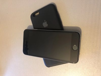 Лот: 12768966. Фото: 1. iPhone 6s space gray. Смартфоны