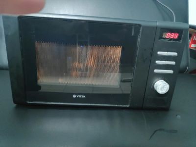 Лот: 25270230. Фото: 1. Микроволновая печь Vitek VT-1697... Микроволновки, мини-печи