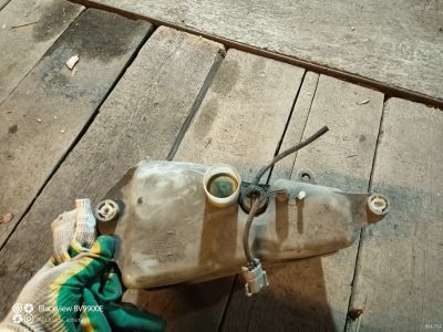 Лот: 18241524. Фото: 1. Бачок омывателя с мотором Вольво... Другое (автозапчасти)