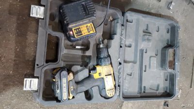 Лот: 17549408. Фото: 1. Шуруповерт dewalt dcd771d2. Электроинструмент