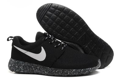 Лот: 8014049. Фото: 1. Кроссовки Roshe Run Nike 04(40-45... Кеды, кроссовки, слипоны