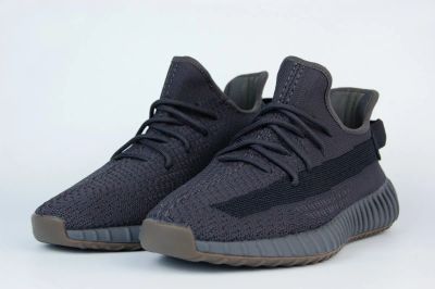 Лот: 16902049. Фото: 1. Кроссовки Adidas Yeezy 350 boost... Кеды, кроссовки, слипоны