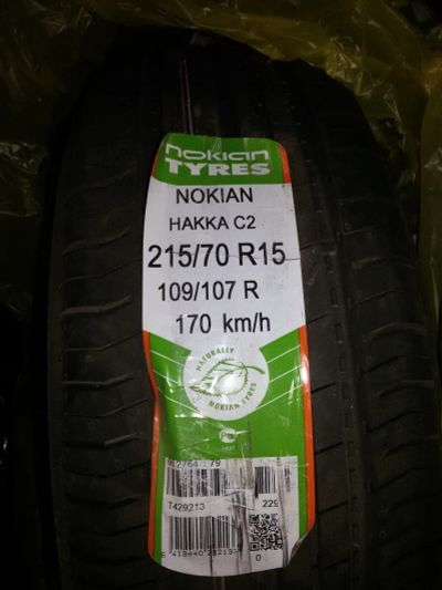 Лот: 16876930. Фото: 1. Nokian Hakka C2 215/70/R15 C. Шины