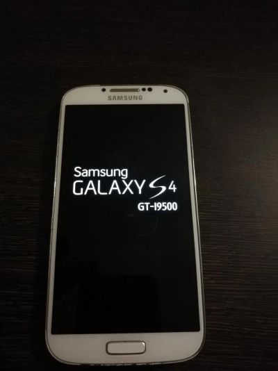 Лот: 8467808. Фото: 1. Samsung Galaxy S4 16GB White. Смартфоны