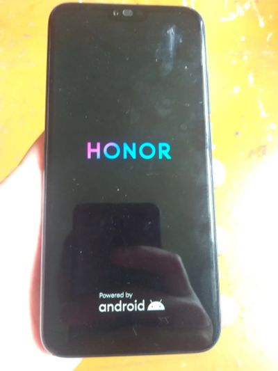 Лот: 25719372. Фото: 1. Смартфон honor 10. Смартфоны