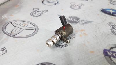 Лот: 23587771. Фото: 1. Клапан VVT-i Audi A5 CDNC 06H115243F. Двигатель и элементы двигателя