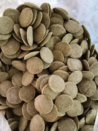 Лот: 17522338. Фото: 1. Tropical Algae Wafers - корм многокомпонентный... Корма