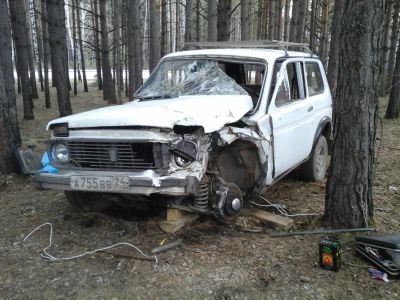 Лот: 7371010. Фото: 1. Ваз 21213 "Нива" аварийный. Автомобили