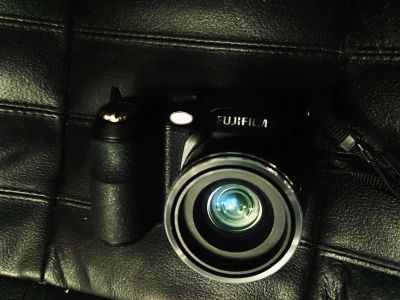 Лот: 3180476. Фото: 1. Fujifilm FinePix с ультразумом... Цифровые зеркальные