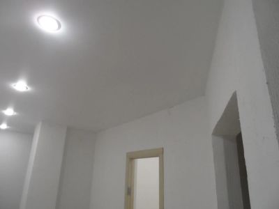 Лот: 9055835. Фото: 1. Натяжной потлок в коридор. Подвесные потолки, гипсокартон