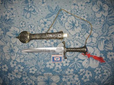 Лот: 754577. Фото: 1. Сувенирный нож2. Оружие