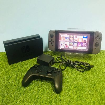 Лот: 16433780. Фото: 1. Игровая приставка Nintendo Switch... Игры для консолей