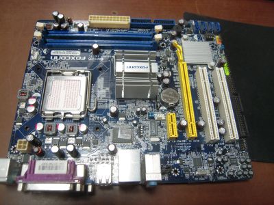 Лот: 12243866. Фото: 1. Материнская плата 775 Foxconn... Материнские платы