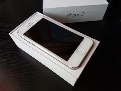 Лот: 7806115. Фото: 1. IPhone 5 32гб. Смартфоны