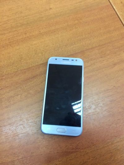 Лот: 12146871. Фото: 1. Samsung galaxy J3. Смартфоны