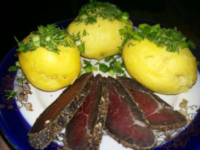 Лот: 7566835. Фото: 1. Вяленая говядина в перце. Деликатес... Мясо, птица, яйцо