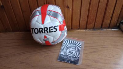 Лот: 9752407. Фото: 1. Мяч футзальный Torres Futsal Matc... Мячи, ракетки, шайбы, клюшки