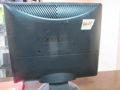 Лот: 10769909. Фото: 1. Монитор Samsung 731BF (10621). ЖК-мониторы