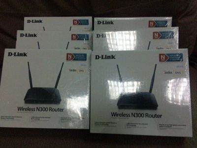 Лот: 14180879. Фото: 1. Новый Wi-Fi роутер D-link DIR-615... Маршрутизаторы (роутеры)