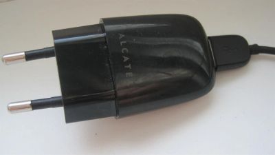 Лот: 3468090. Фото: 1. зарядка алкатель. Шнуры, кабели, разъёмы