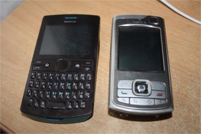 Лот: 8221319. Фото: 1. Два телефона Nokia. Кнопочные мобильные телефоны