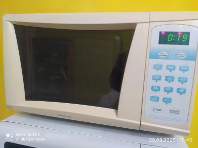 Лот: 25778049. Фото: 1. Микроволновка N 1 рабочая. Микроволновки, мини-печи