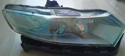 Лот: 19325541. Фото: 1. Фара правая Honda Insight ZE2. Оптика и освещение